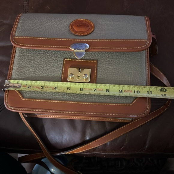 Dooney and Bourke purse - Picture 13 of 13